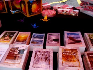 Summer Market, August 2010, Creation Mizuho, S. Ram Bharati Editions, Institut Christian Piaget