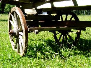 Ancien char � foin