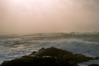 Temp�te avec mar�e haute en Bretagne